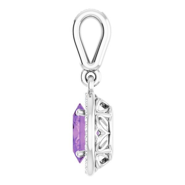 Halo-Style Pendant - Image 2
