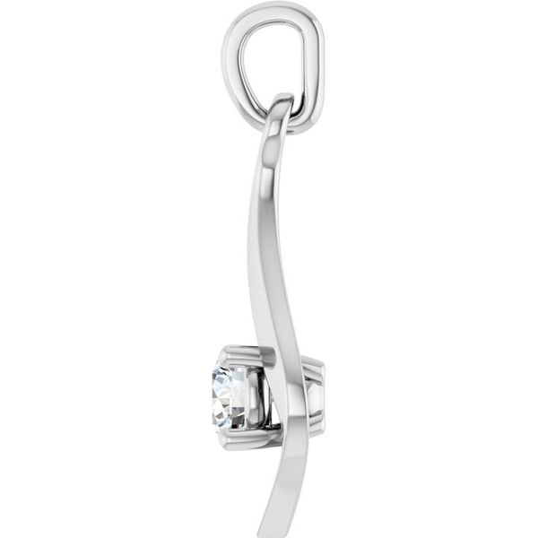 Solitaire Pendant - Image 3