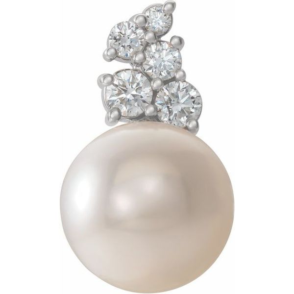 Pearl Cluster Pendant