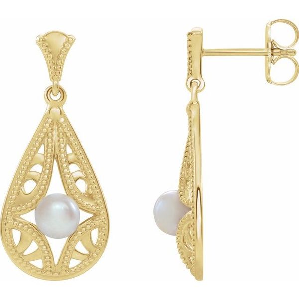 Vintage-Inspired Pearl Earrings