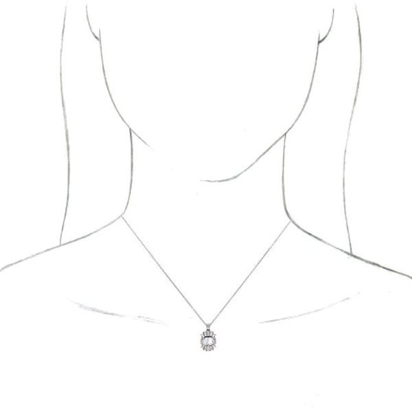 Halo-Style Necklace - Image 2
