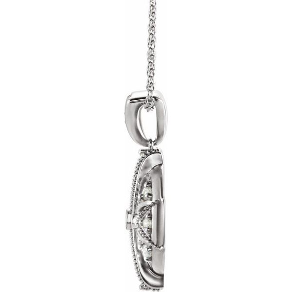 Vintage-Inspired Necklace - Image 2