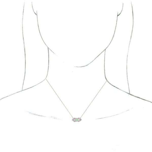 Vintage-Inspired Necklace - Image 3