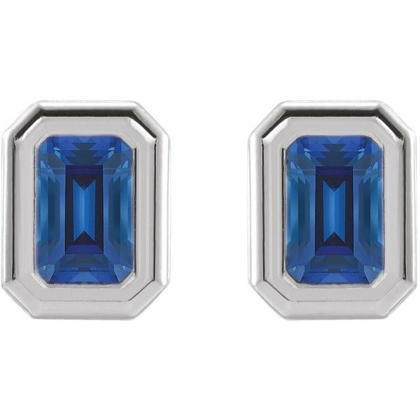 Emerald Solitaire Earrings - Image 2