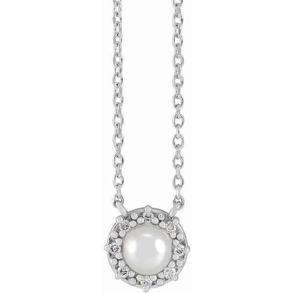 Halo-Style Pearl Necklace