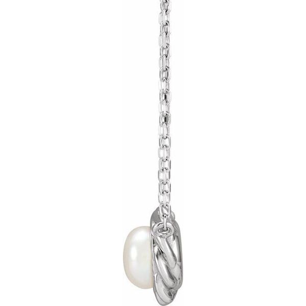 Pearl Halo-Style Necklace - Image 2