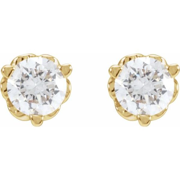 Round 3-Prong Infinity-Inspired Stud Earrings - Image 2