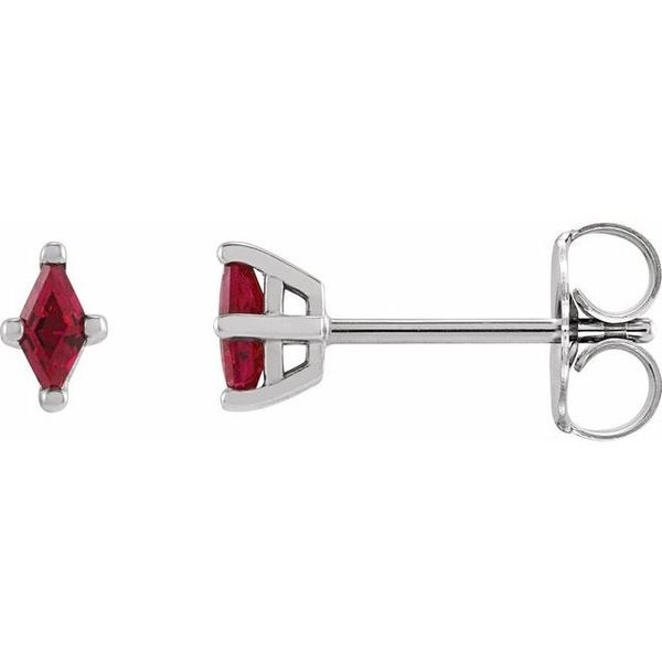 Lozenge 4-Prong Stud Earrings