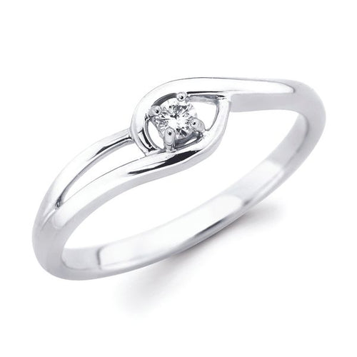10k White Gold Fashion Ring