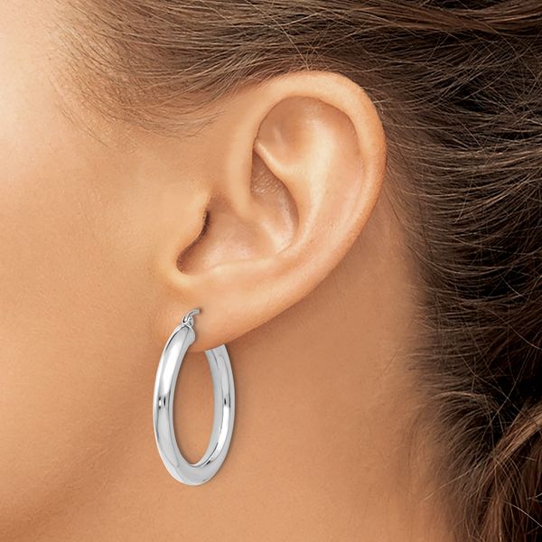 Leslie's 14K White Gold Polished Lightweight Hoop Earrings - Image 3