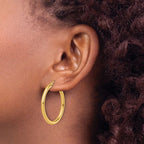 Leslie's 14k Polished 2.5mm Lightweight Tube Hoop Earrings - Image 3