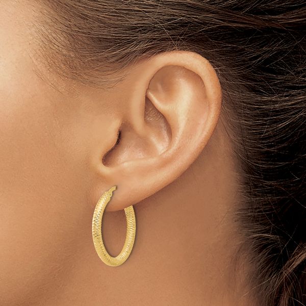 14K Diamond-Cut Round Hoop Earrings - Image 3