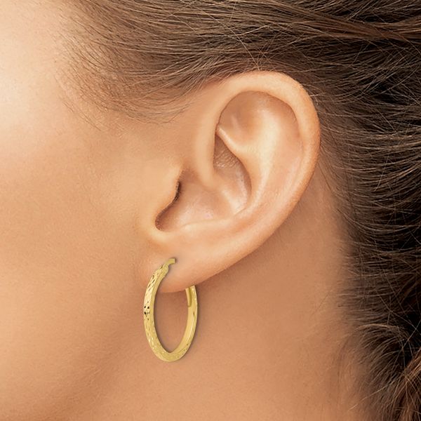 14K Diamond-cut Hoop Earrings - Image 3