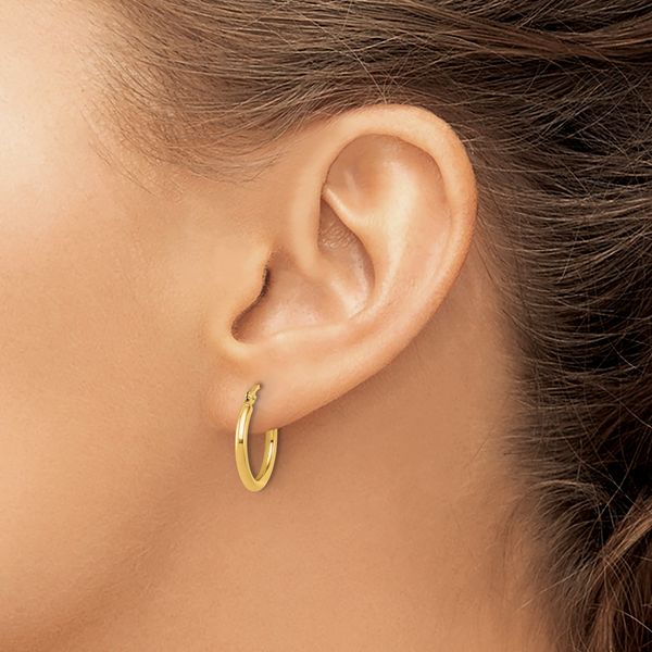 Leslie's 14k Polished 2x17.5mm Polished Hoop Earrings - Image 3