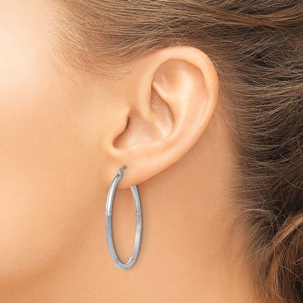 Leslie's 14k White Gold Satin and D/C 2mm Round Hoop Earrings - Image 3