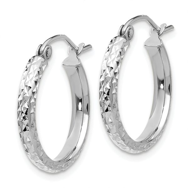 Leslie's 14k White Gold D/C 2.8x18mm Hollow Hoop Earrings - Image 2