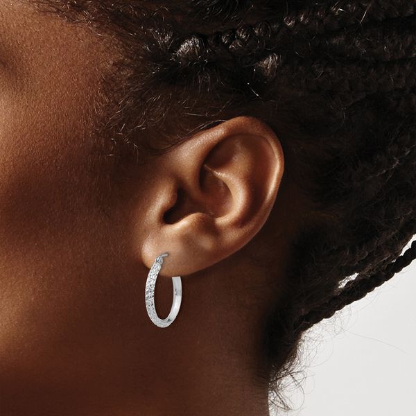 Leslie's 14k White Gold Knife Edge D/C 2.5x20mm Hoop Earrings - Image 3