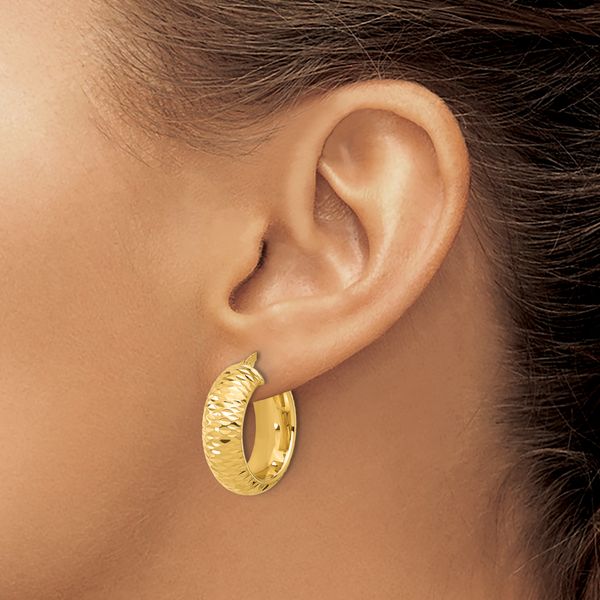 Leslie's 14k Polished and D/C Half Round Circle Hoop Earrings - Image 3