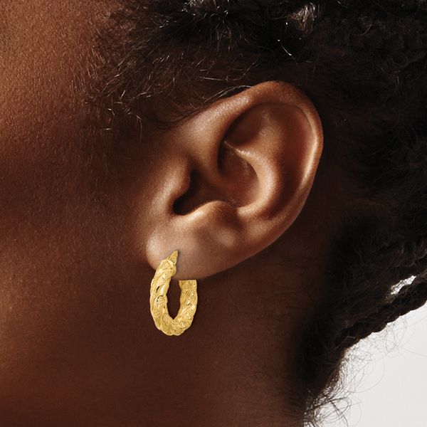 Leslie's 14k Polished and Textured Twisted Tube Hoop Earrings - Image 3