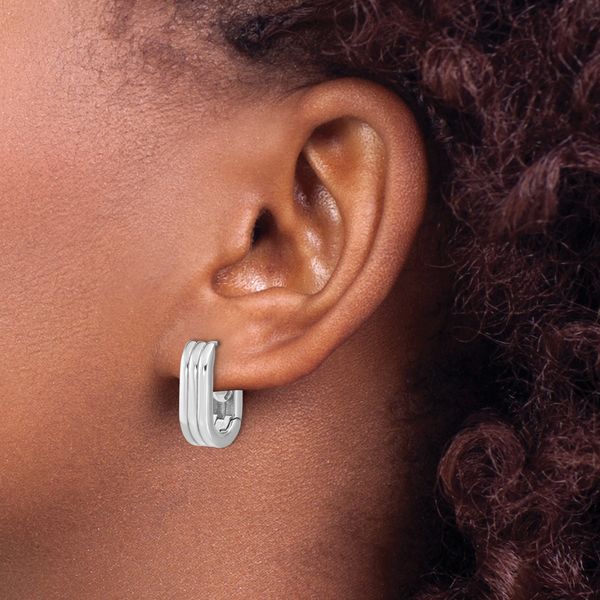Leslie's 14K WG Polished / Grooved Hinged Huggie Hoop Earrings - Image 3
