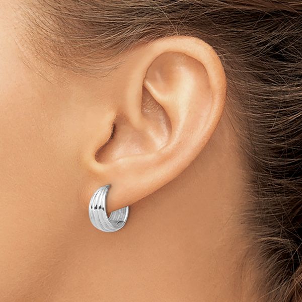 Leslie's 14K WG Polished/Grooved Round Huggie Hoop Earrings - Image 3
