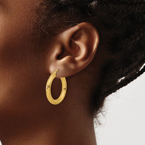 Leslie's 14K Polished Patterned Round Hoop Earrings - Image 3