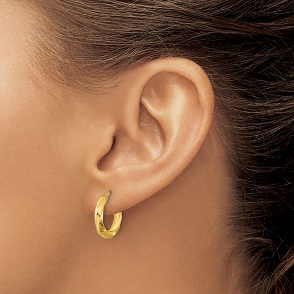 Leslie's 14K Polished and Diamond-cut Round Hoop Earrings - Image 3