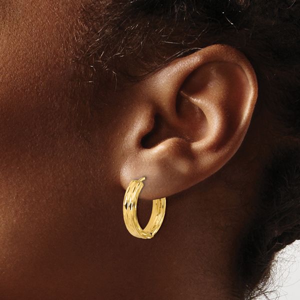 Leslie's' 14K Polished and Dia-cut Square Tube Hinged Hoop Earrings - Image 3