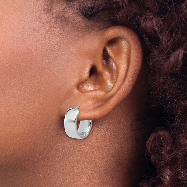 Leslie's 14K White Gold Polished 7.7mm Round Hoop Earrings - Image 3