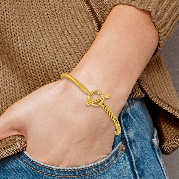 Leslie's 14K Polished Hollow with Toggle Safety Clasp Bangle - Image 4