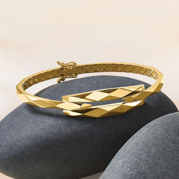 Leslie's 14K Polished Hinged Bangle - Image 5