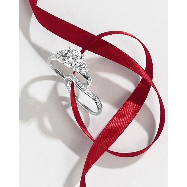 14k White Gold Bridal Set - Image 5