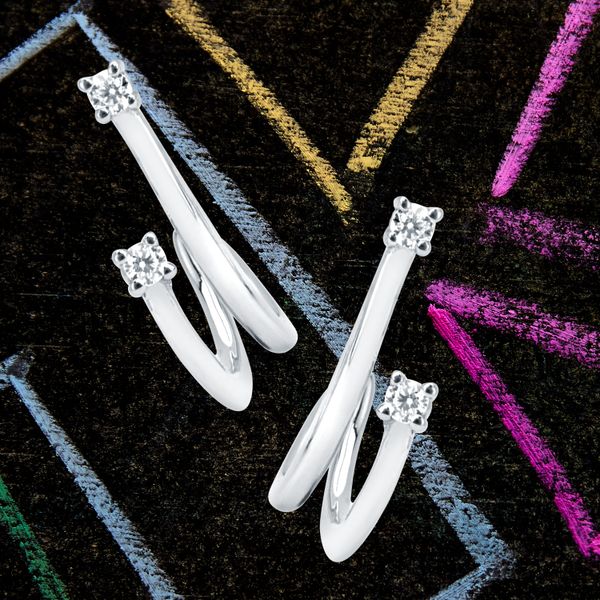 14k White Gold Diamond Earrings - Image 2