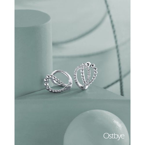 10k White Gold Hoop Earrings - Image 2