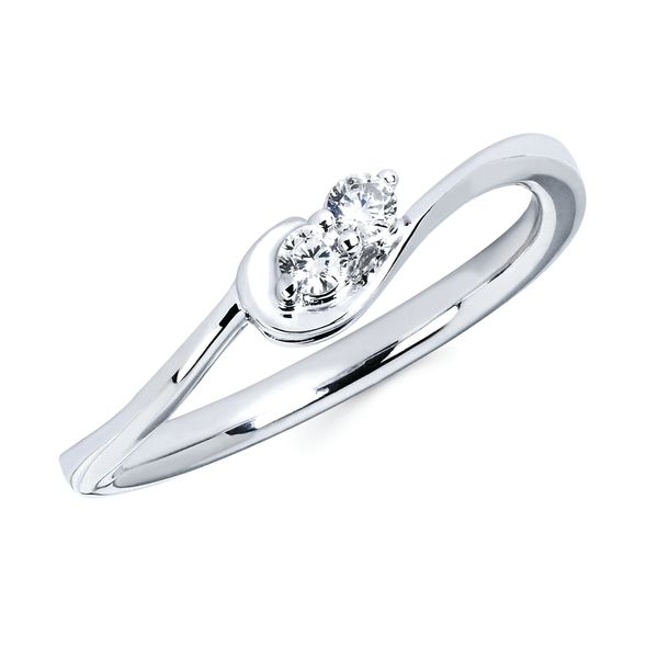 10k White Gold Diamond Fashion Ring