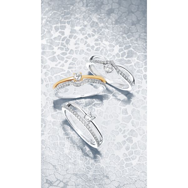 14k White Gold Fashion Ring - Image 2