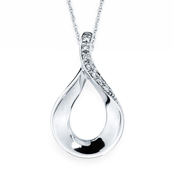 14k White Gold Diamond Pendant