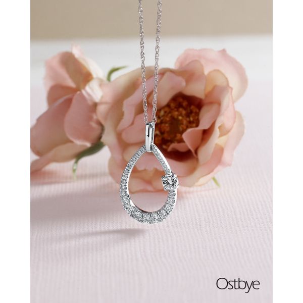14k White Gold Diamond Pendant - Image 2