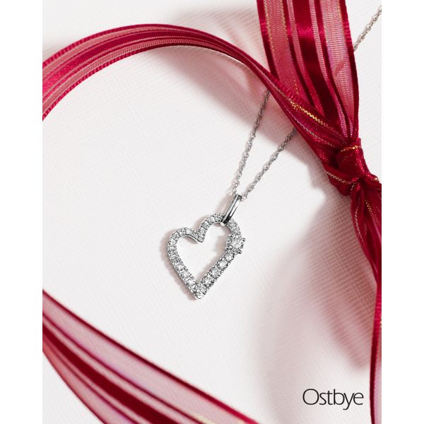 14k White Gold Diamond Pendant - Image 2