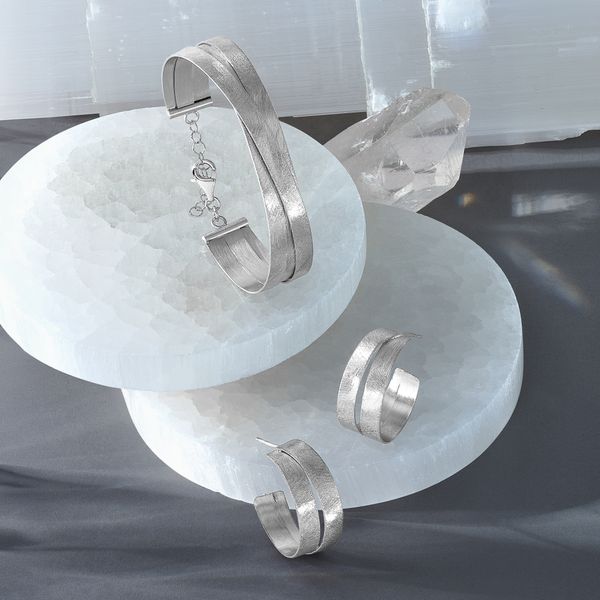 Leslie's Sterling Silver RH-plate Scratch Finish w/Safety Clasp Bangle - Image 5